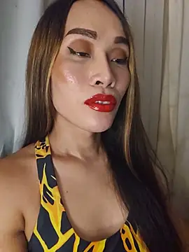 RomanticPearlTS online show from May 25, 2:12 pm