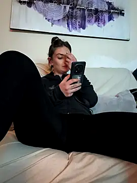 Junani2231 online show from April 9, 4:23 am