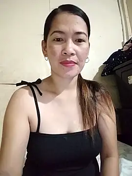 wildxxxGia online show from February 1, 7:45 pm