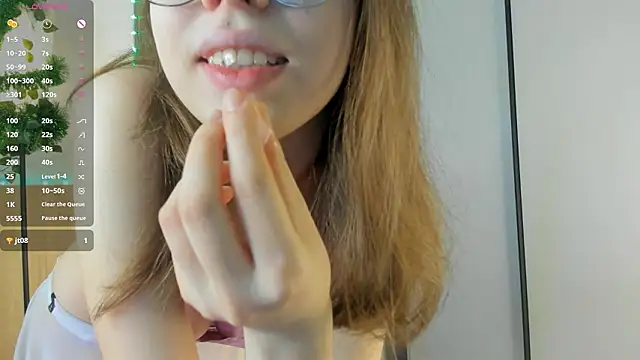 Xonalenei online show from February 6, 8:12 pm