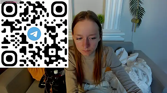 Mia E1fie online show from February 10, 1:21 am