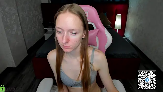 Mia E1fie online show from February 16, 12:07 am