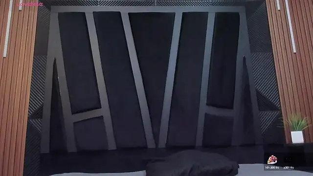 marco garciia  online show from November 15, 11:10 pm