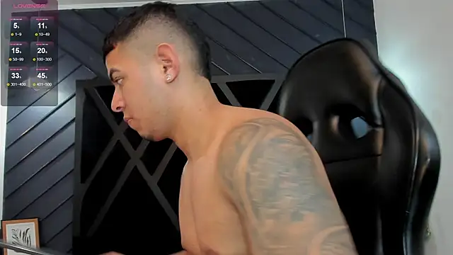 marco garciia  online show from December 16, 11:21 pm