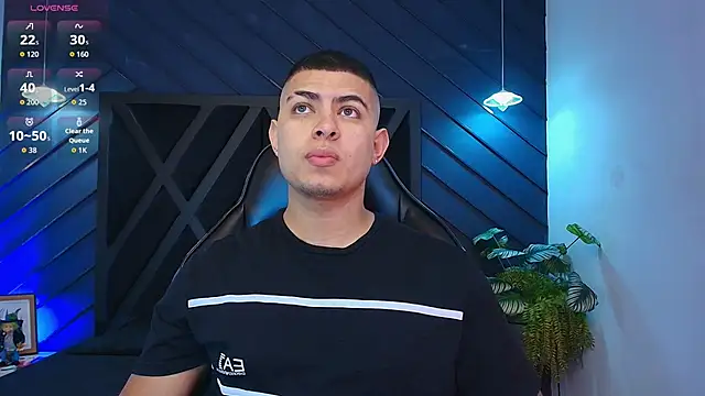 marco garciia  online show from February 28, 11:17 pm