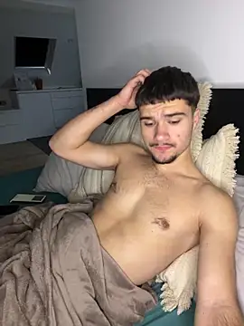 los freaky online show from November 18, 8:41 am