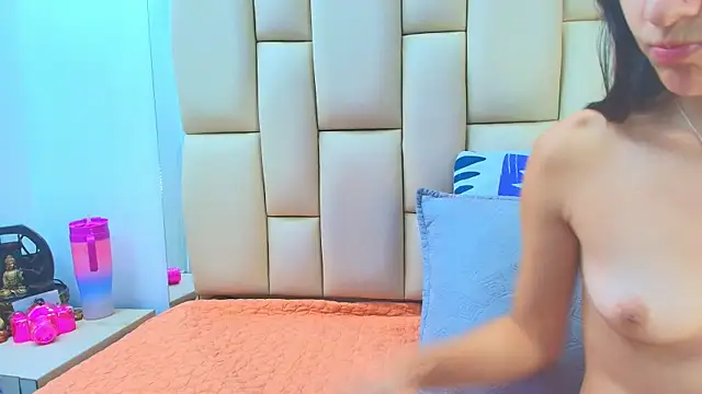 sweet amye online show from November 10, 8:08 pm