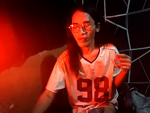 Madylinebigcock69 online show from June 24, 12:42 am