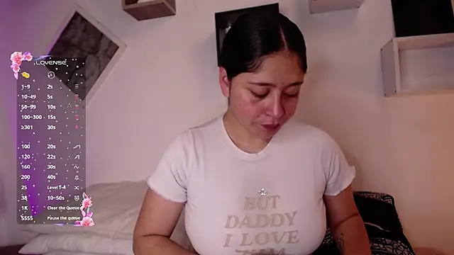 Snapshot of vela-kimm chatting on July 8, 8:24 pm vela-kimm online show from July 8, 8:24 pm