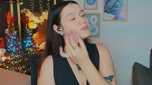 hanna kimura online show from December 19, 1:56 am