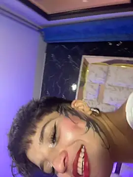 DayanaDG online show from November 14, 1:04 am