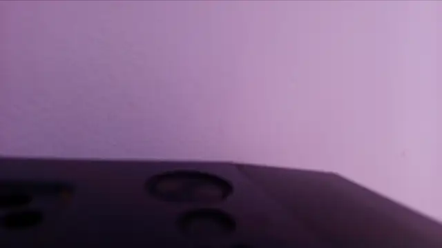 valecastro  online show from November 26, 7:15 pm