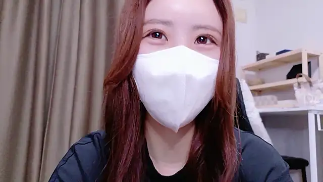 Ema o0 chan online show from February 18, 10:00 am