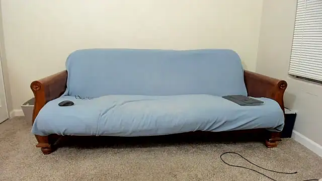 Snapshot of KristalMountain chatting on February 17, 4:53 am KristalMountain online show from February 17, 4:53 am