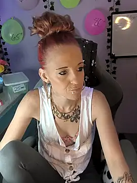 Purple2StayThnxx online show from September 21, 11:17 pm