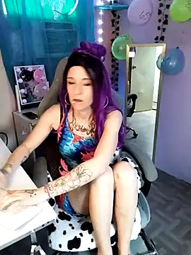 Purple2StayThnxx online show from September 27, 9:42 pm