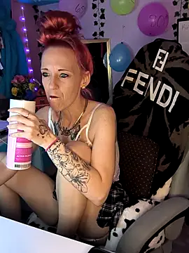 Purple2StayThnxx online show from September 29, 4:06 am