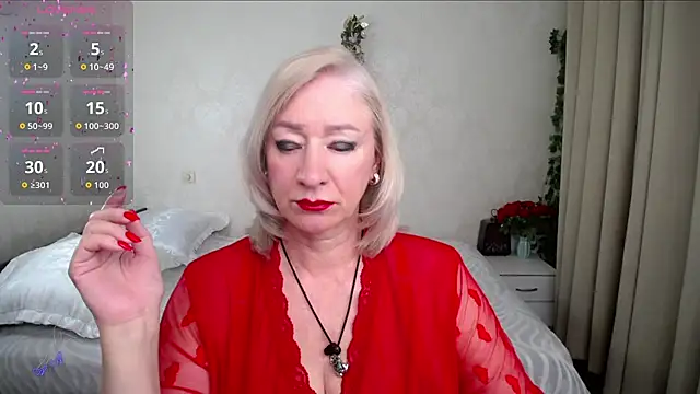 hunters woman online show from May 21, 7:21 pm