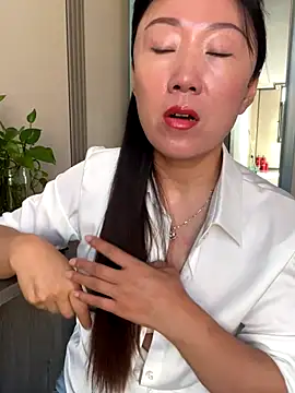 Snapshot of xiaomei-11 chatting on October 4, 1:58 am xiaomei-11 online show from October 4, 1:58 am