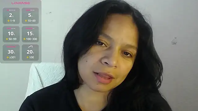 Snapshot of Sara_cute92 chatting on October 30, 5:09 am Sara cute92 online show from October 30, 5:09 am