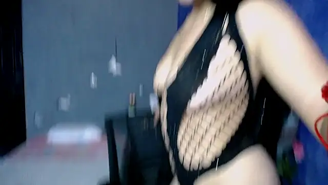 Snapshot of Karina_sweet1 chatting on September 24, 3:37 pm Karina sweet1 online show from September 24, 3:37 pm