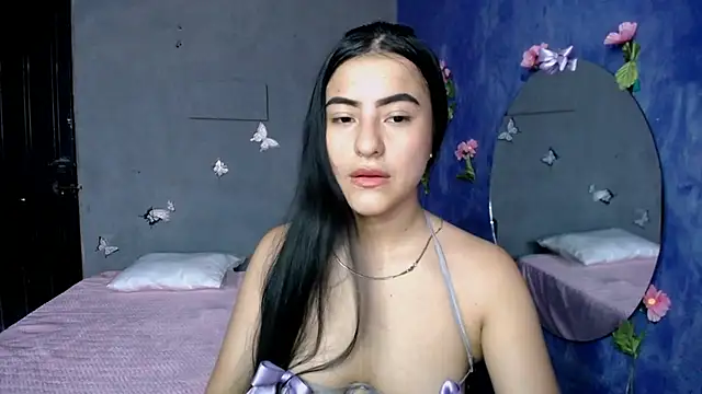 Snapshot of Karina_sweet1 chatting on October 6, 4:15 pm Karina sweet1 online show from October 6, 4:15 pm