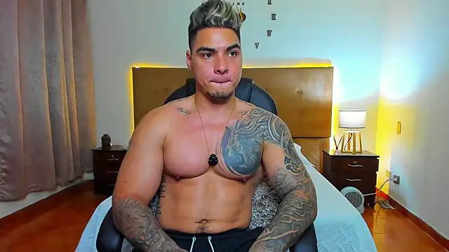 Snapshot of Steven_Velez chatting on September 12, 1:28 am Steven Velez online show from September 12, 1:28 am