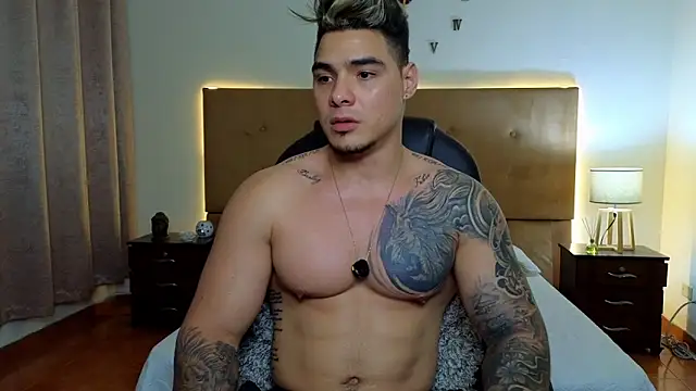 Snapshot of Steven_Velez chatting on September 20, 1:17 am Steven Velez online show from September 20, 1:17 am