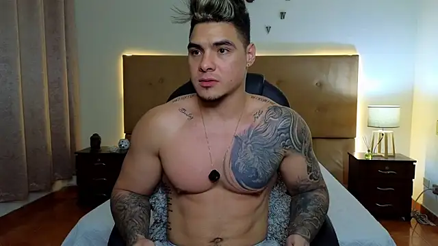 Snapshot of Steven_Velez chatting on September 21, 12:56 am Steven Velez online show from September 21, 12:56 am