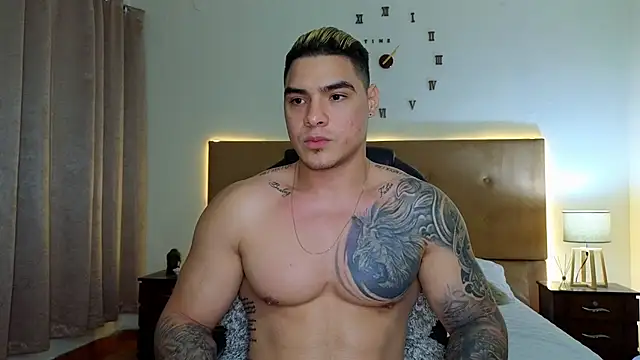 Snapshot of Steven_Velez chatting on October 24, 11:56 pm Steven Velez online show from October 24, 11:56 pm