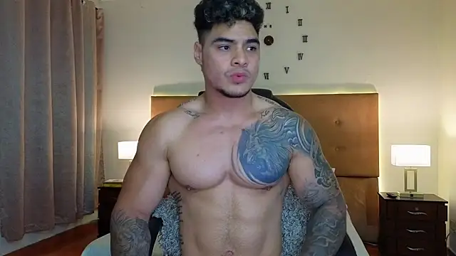 Steven Velez online show from February 25, 2:32 am