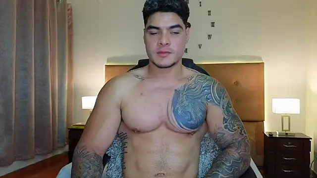 Steven Velez online show from March 15, 11:33 pm