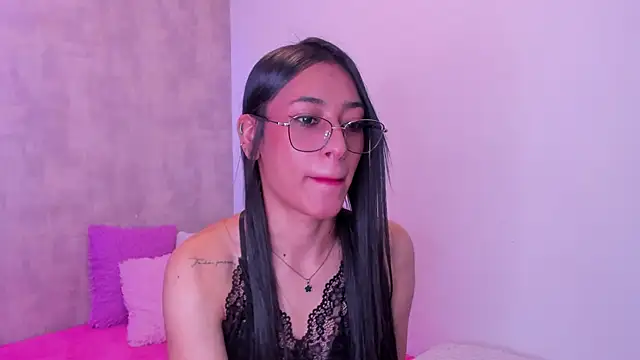 Becky G online show from October 6, 2:31 am