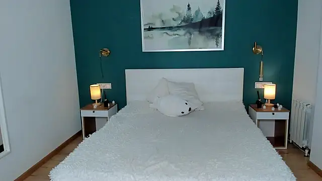 Snapshot of HollisHearl chatting on February 23, 7:06 am HollisHearl online show from February 23, 7:06 am