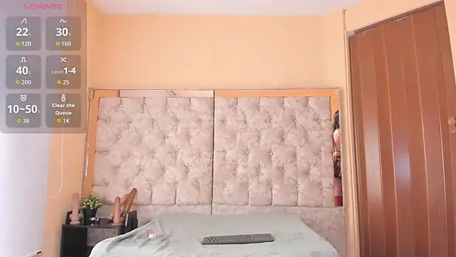 anita toro  online show from February 6, 11:57 am