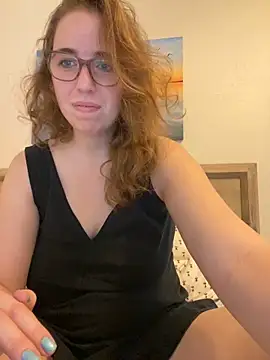 Snapshot of sweetsocalgirl chatting on September 14, 11:26 pm sweetsocalgirl online show from September 14, 11:26 pm