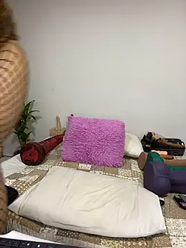 charlloteevans X online show from March 12, 3:01 am