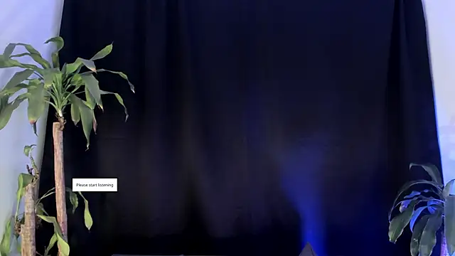 Snapshot of MeganHoffmaan chatting on October 31, 1:56 pm MeganHoffmaan online show from October 31, 1:56 pm