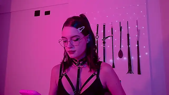 nina kink online show from May 15, 9:44 pm