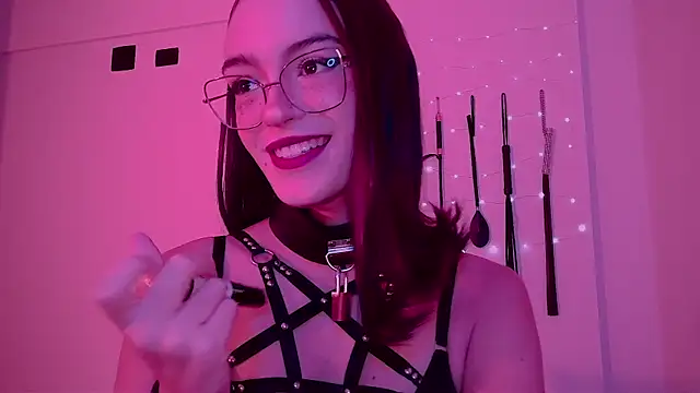 nina kink online show from June 7, 9:18 pm