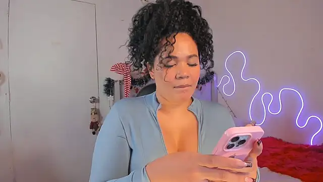 kristal benet online show from December 16, 4:16 pm