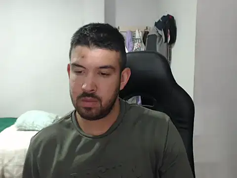 Axel11113 online show from November 12, 2:34 am