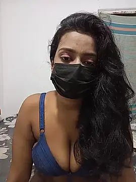 Darkchocosl8 online show from June 25, 9:30 pm