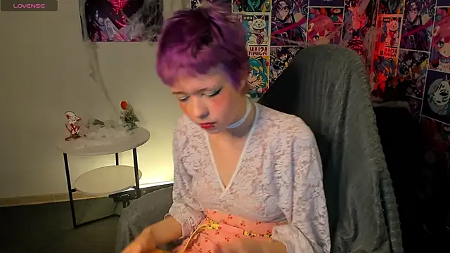 CarolineRichter online show from November 3, 3:30 am