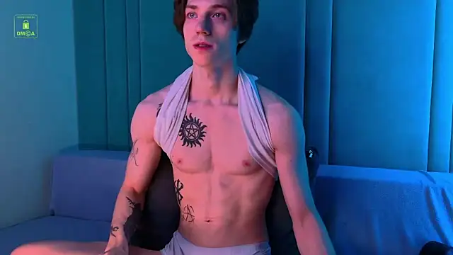 ares pallini online show from November 30, 4:27 am