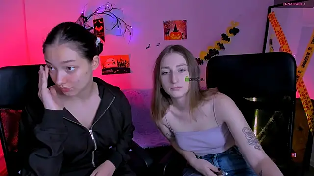 eva smiith  online show from November 5, 6:46 am