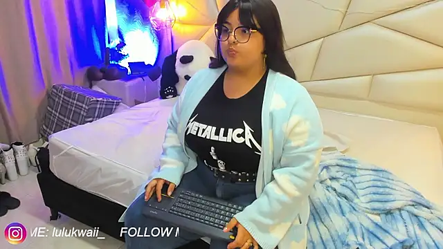 lulukawai16 online show from March 2, 7:10 pm