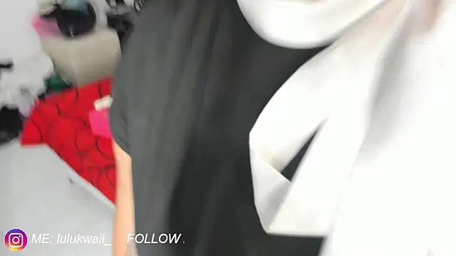 lulukawai16 online show from April 7, 7:03 pm