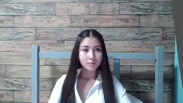 Virginia Hicks online show from October 2, 7:21 pm