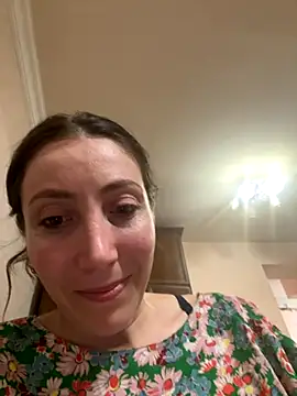 HellaryTourent online show from September 17, 8:54 pm